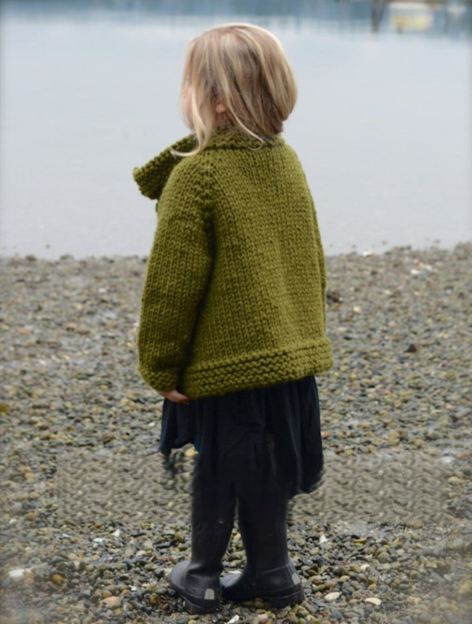 Taryn Sweater Knitting Pattern (Versatile Sizes)