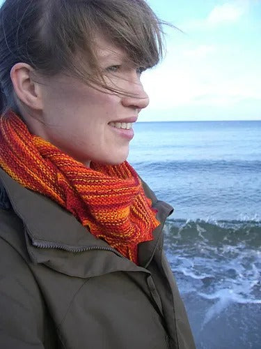 Warm & Cozy Shawlette Knitting Pattern