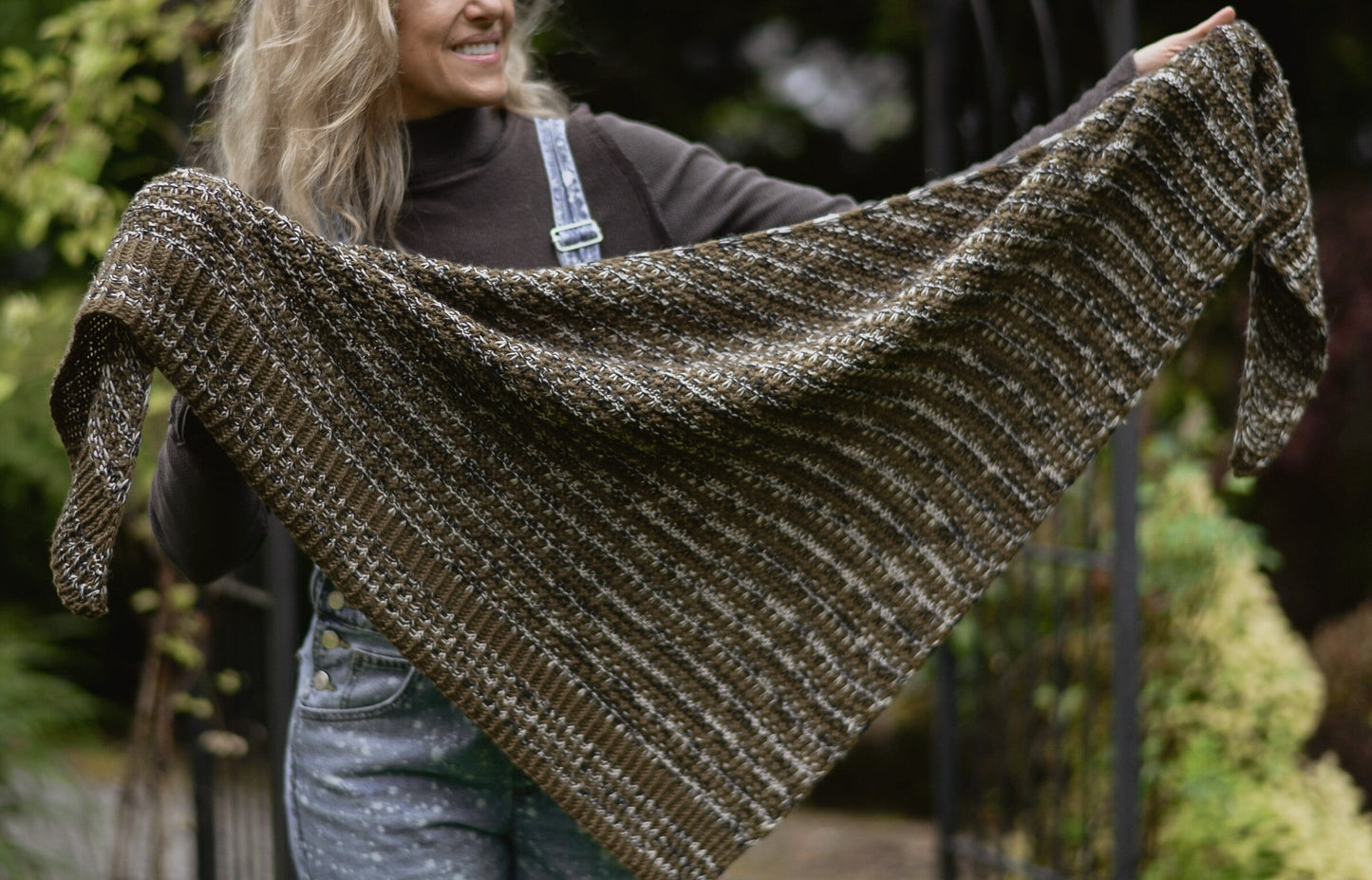 Autumn Drift Wrap Knitting Pattern