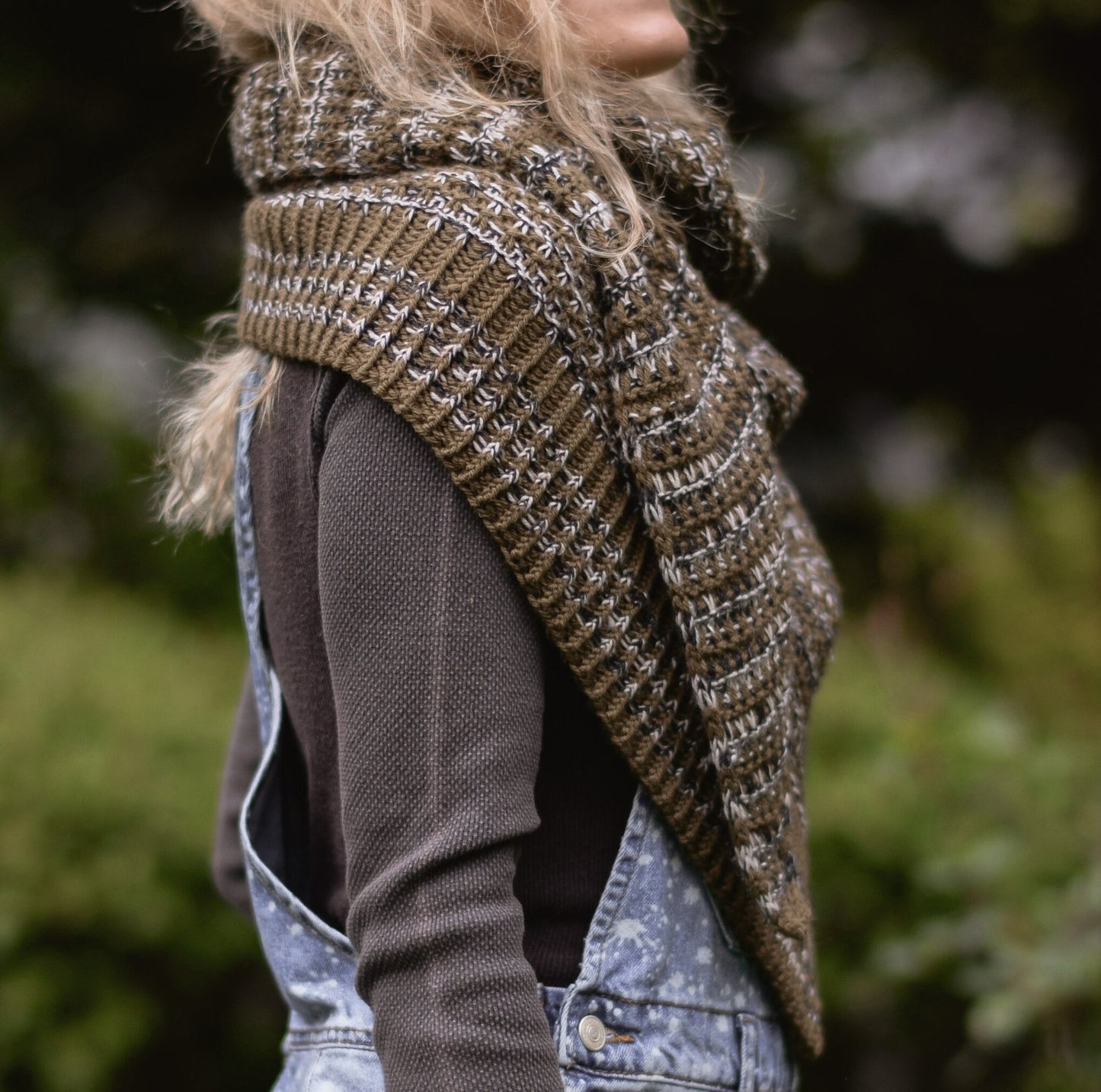Autumn Drift Wrap Knitting Pattern