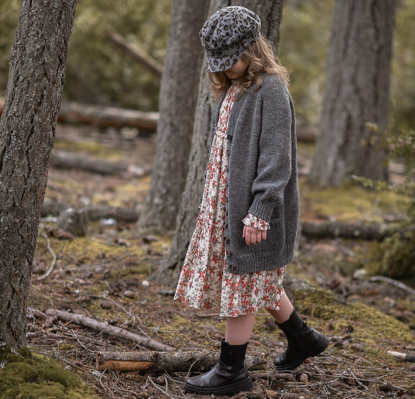 Petal Song Cardigan Knitting Pattern