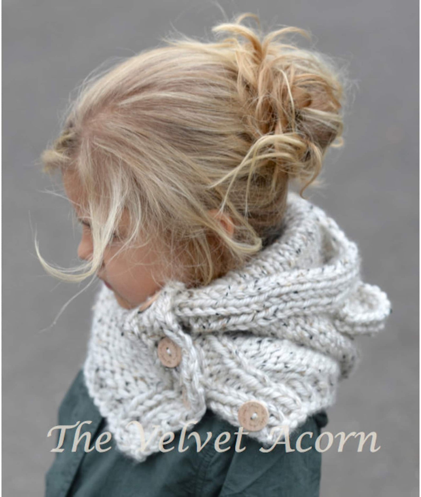 Polar Bear Cowl Knitting Pattern (12/18 month - Toddler - Child - Adult sizes)