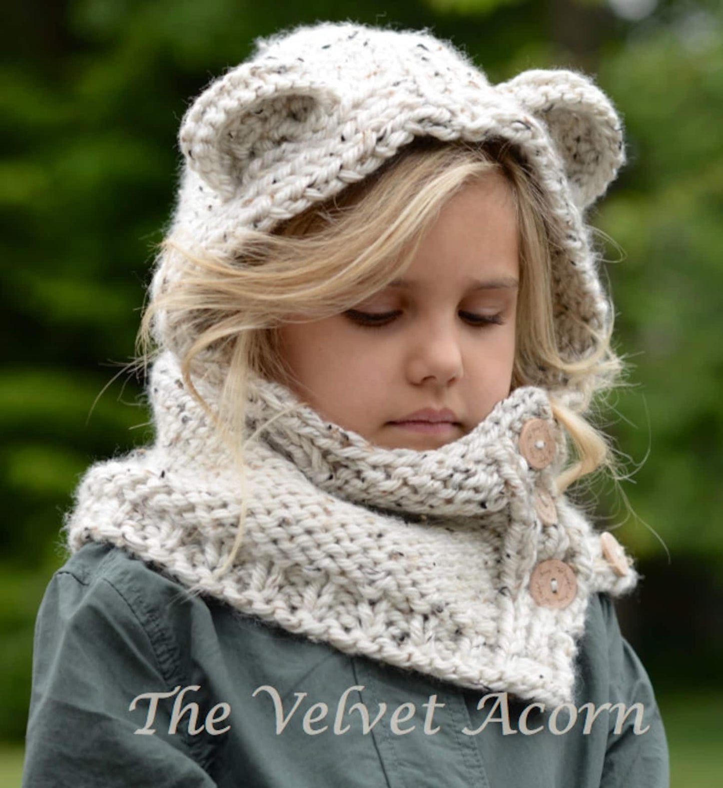 Polar Bear Cowl Knitting Pattern (12/18 month - Toddler - Child - Adult sizes)